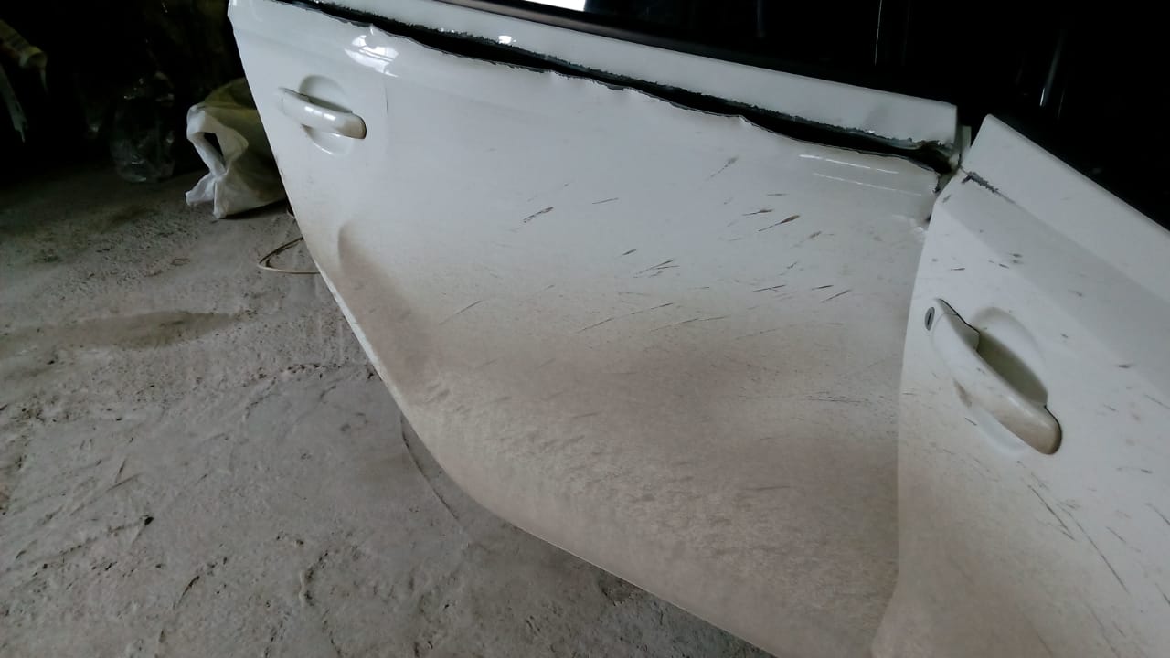 Сильная царапина на двери машины ремонт в г. Уфа